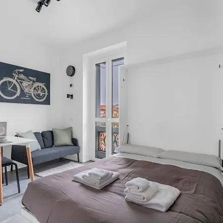 Metro A 2 Minuti - Nolo House, Fast Free Wi-fi * Μιλάνο